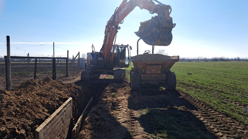 Utilaje constructii Excavator Bobcat Sapatura Fundatie Canalizare apa