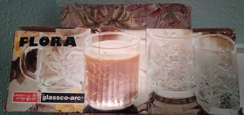 Set de căni termorezistente pentru cafea sau ceai