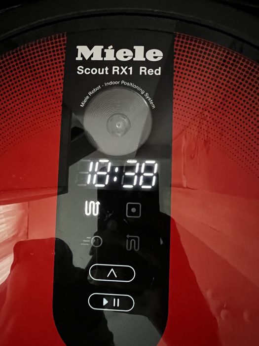 Прахосмукачка- робот Miele Scout RX1 Red