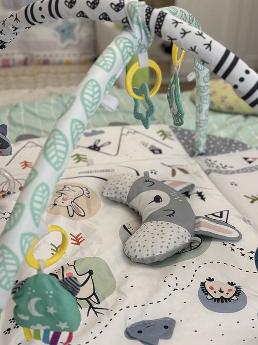 Saltea de activitati cu perna si arcade