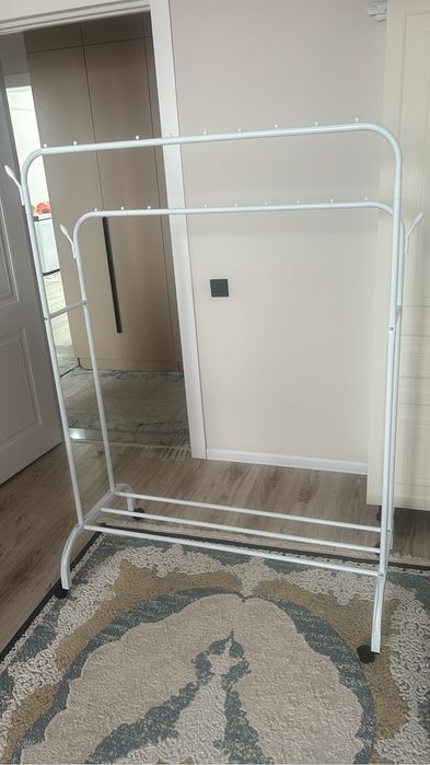 Стойка вешалка для одежды