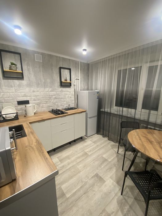 Сдам 1 ком кв центр часы/сутки