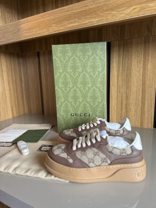 Gucci НАЛИЧНИ 37,38,39,40 290лв пълен комплект