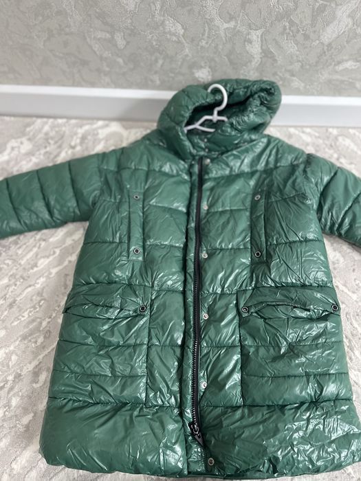 Продам куртки зима на 8 и 9 лет