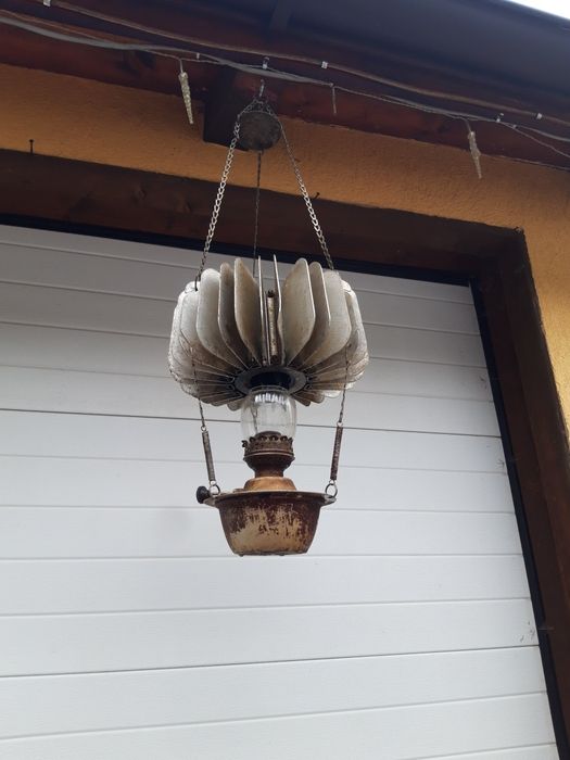 Lampă veche de colecție