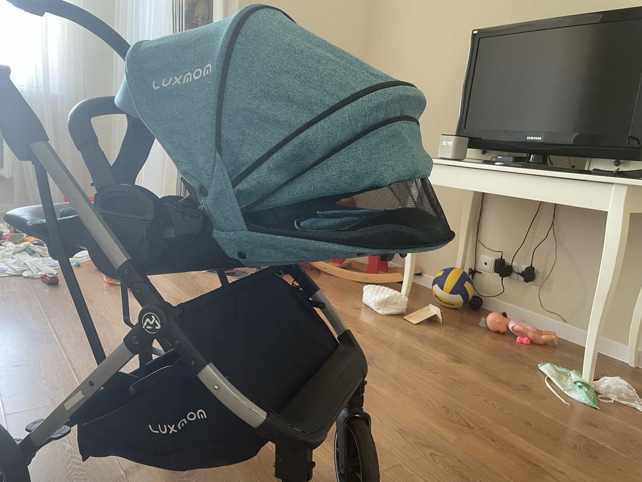 Продам детскую коляску