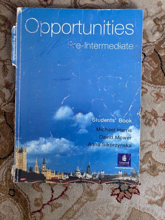 Книги англиский почти новый