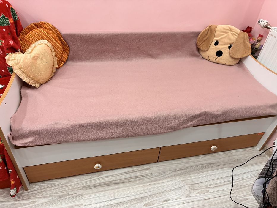 Детско легло……..