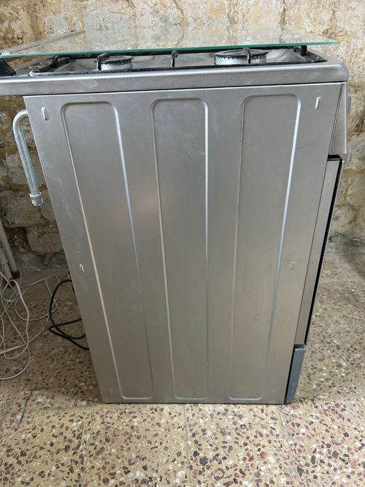 Vând aragaz beko gaz