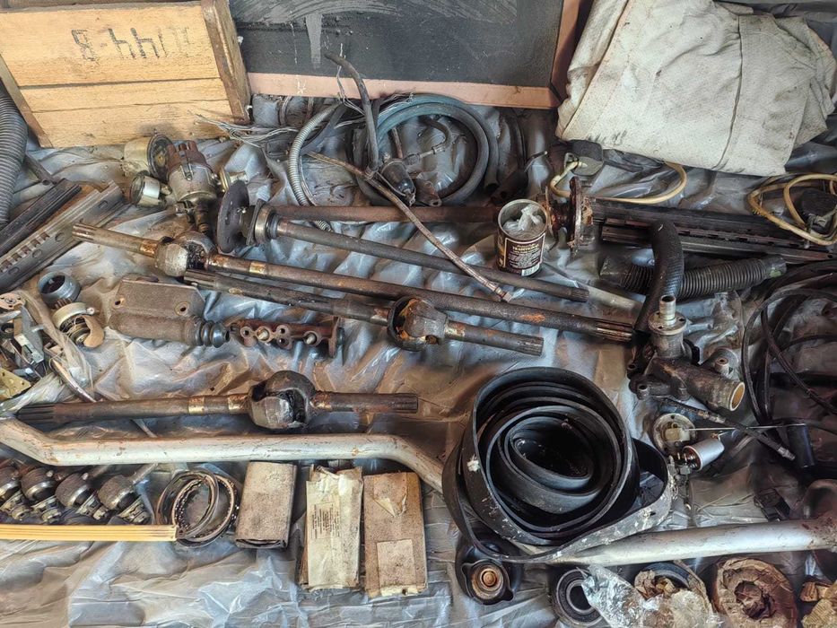 продам запчасти на УАЗ