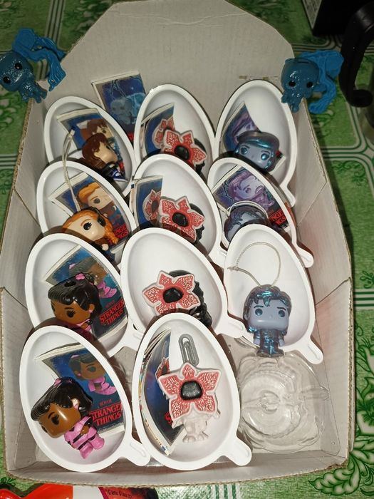 Обменяю игрушки повторки