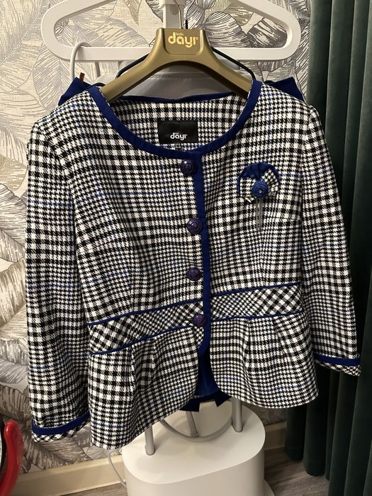 Костюм+юбка бренд Dayi