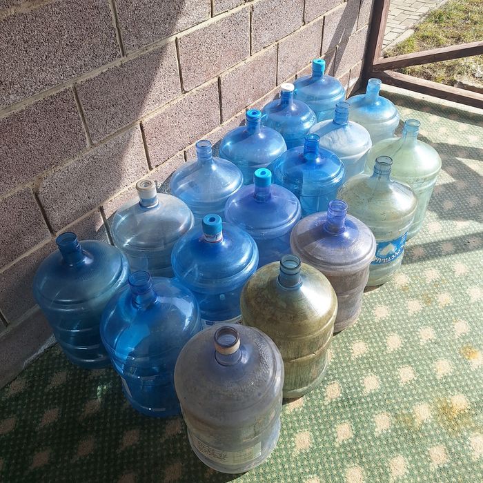 Бутыли 19 л. б/у