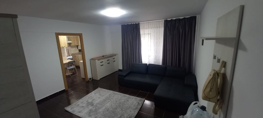Garsoniera de inchiriat