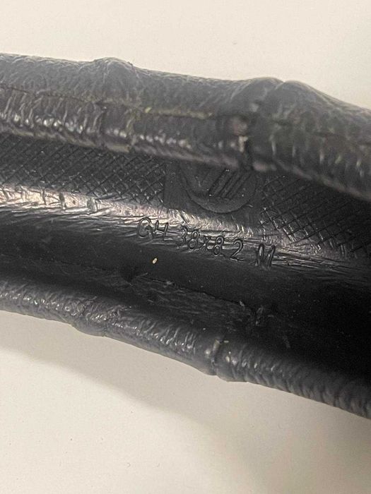 Husa volan din piele - model deosebit - pentru maini mari