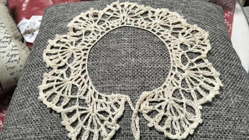 Продам воротнички ажурные