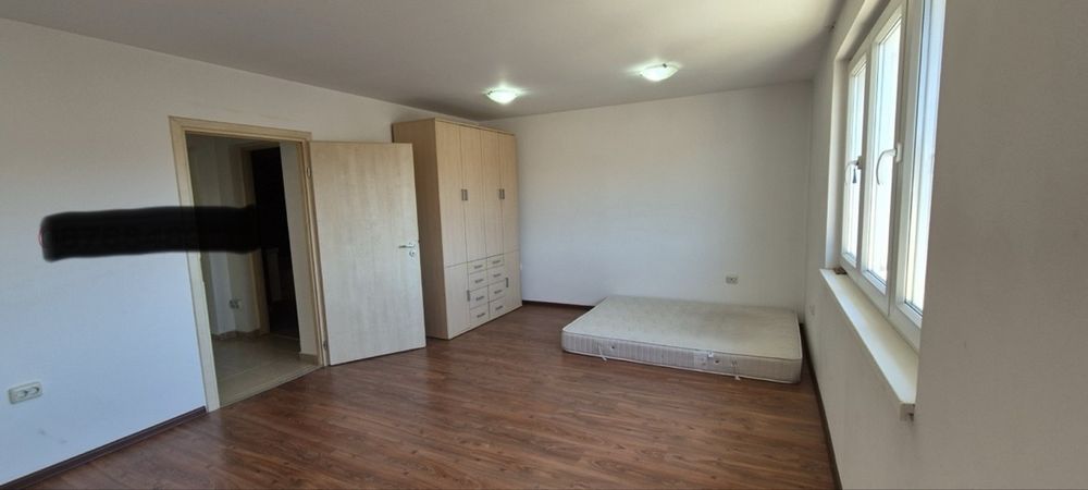 Продавам къща в гр. Перник