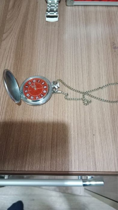 Часы механические