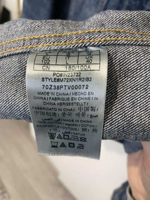 Geaca Guess masura L