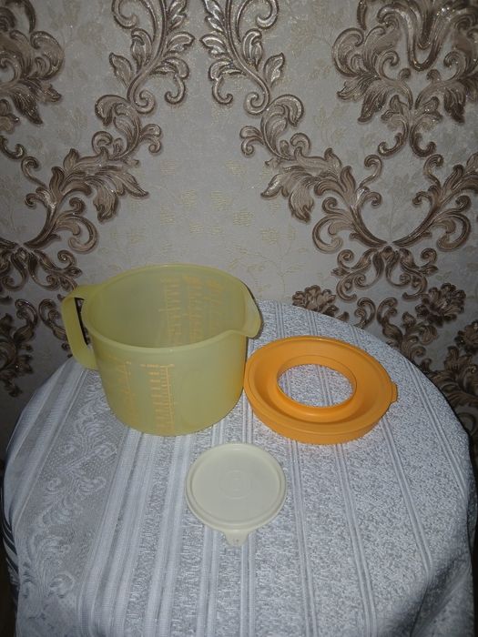 Tupperware-Емкость для смешивания(2л.)