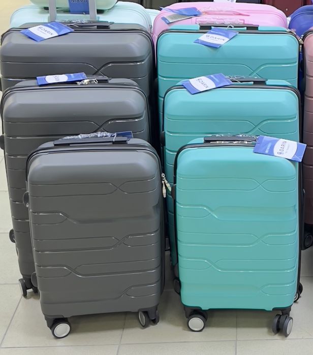 Комплект куфари 3 бр. | Лек и здрав твърд полипропилен, 4 колела 360°