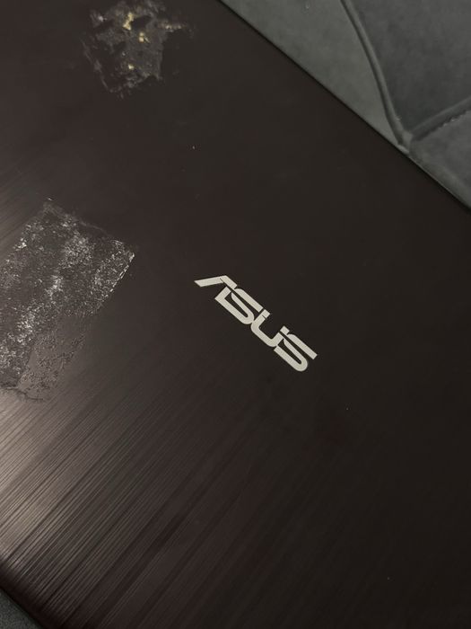 Продается ноутбук Asus