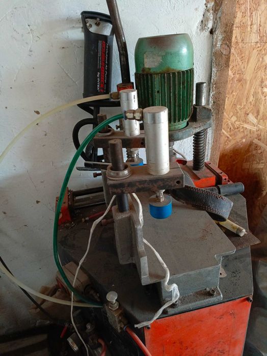 Продам оборудование пластиковых окон