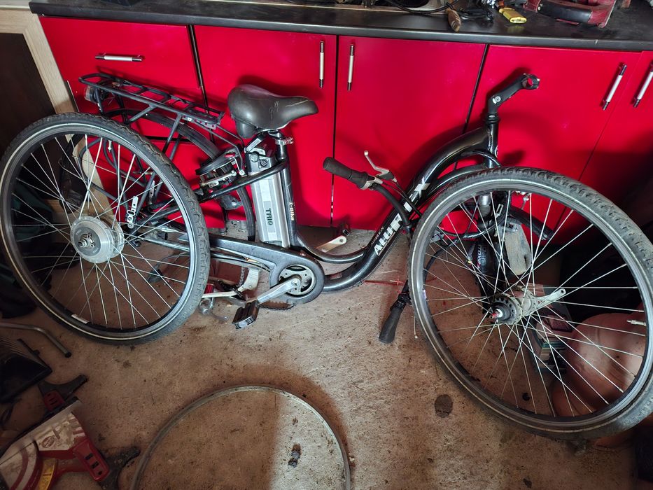 Vand bicicleta electrica