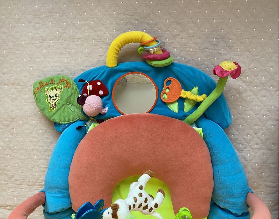 Продам игровой детский коврик Vulli