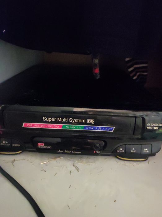 Продам видеоплеер LG