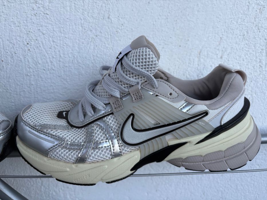 Маратонки Nike V2K 38рр