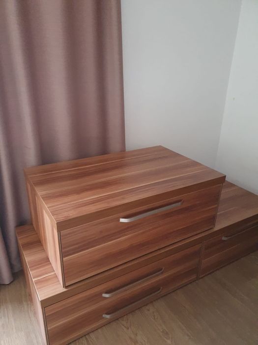 Mobila living diferite corpuri 200 lei /bucata