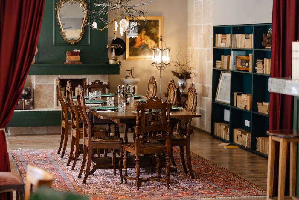 Vând bistro restaurant complet echipat