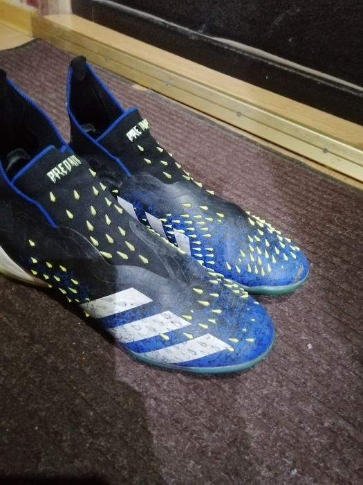 Сороконожки адидас предатор