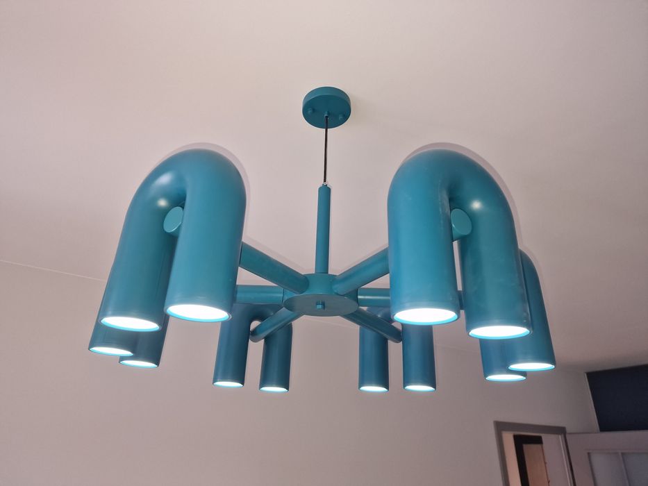 Дизайнерски полилей