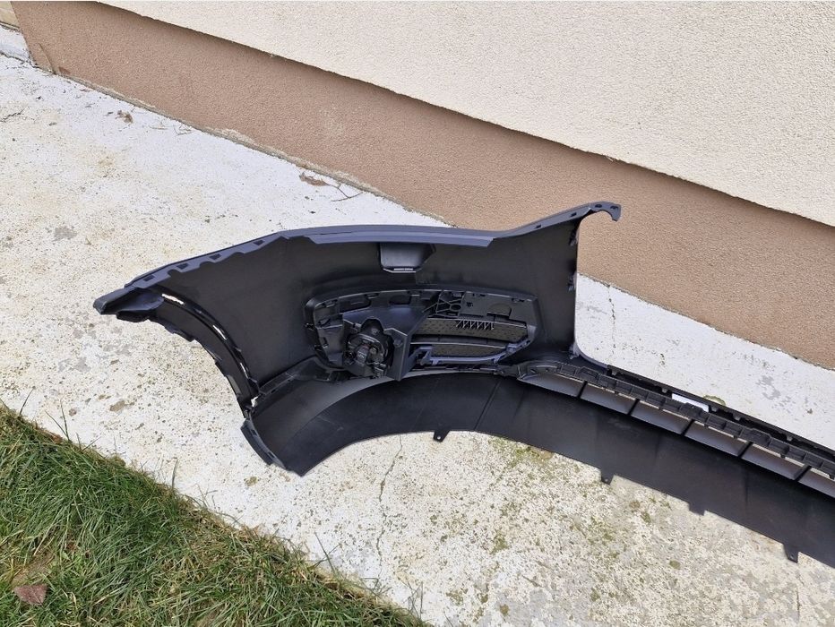 Bara fata Audi Q3 8U 2011-2014 NOUA AM