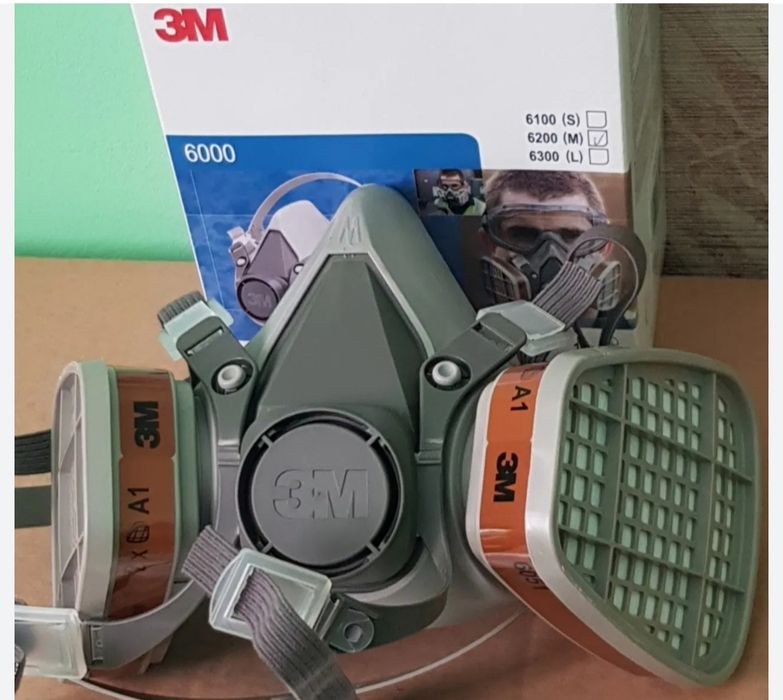 Masca 3M completa cu filtre prefiltre capace