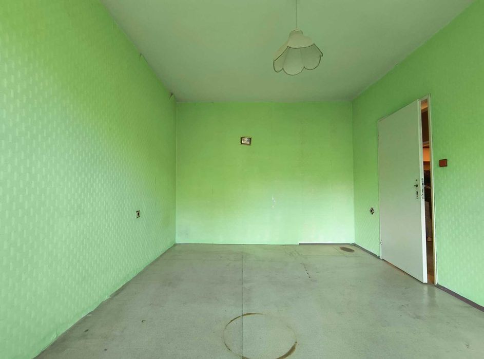 Продава се Тристаен апартамент в Русе, Родина 2 - 103 кв.м за 1263 €/кв.м - Снимка #1