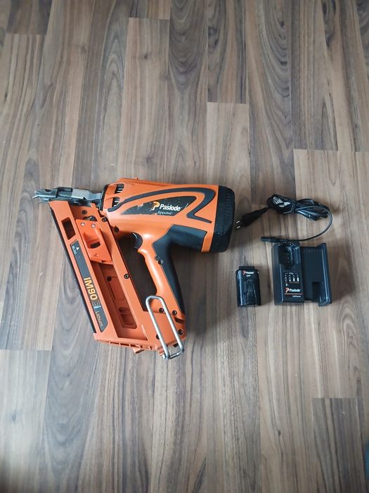 Pistol de cuie Paslode IM 90XI