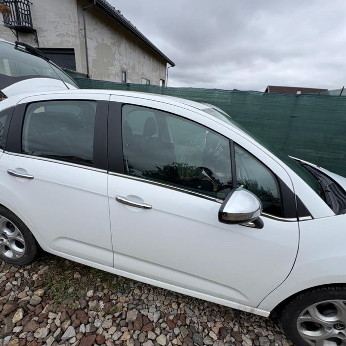 Vand Citroen C3 1.2 Benzina