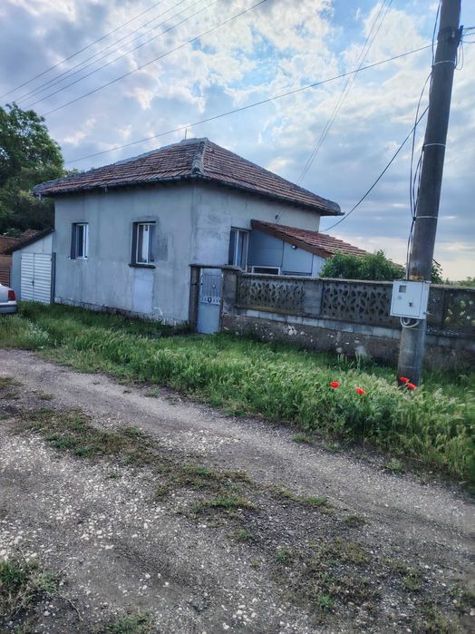 Селски имот -къща