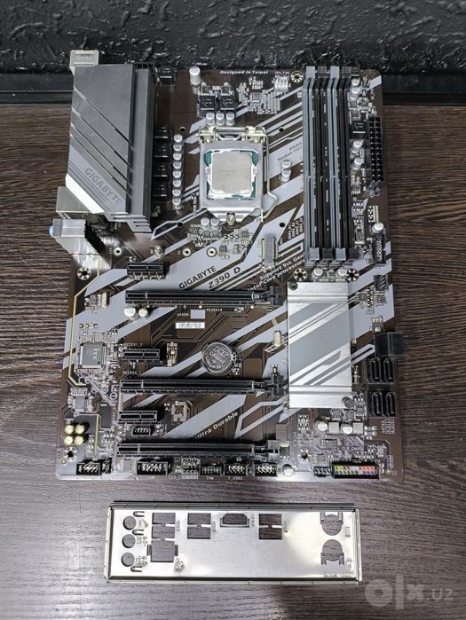 Gigabyte Z390D+i5 9400F
