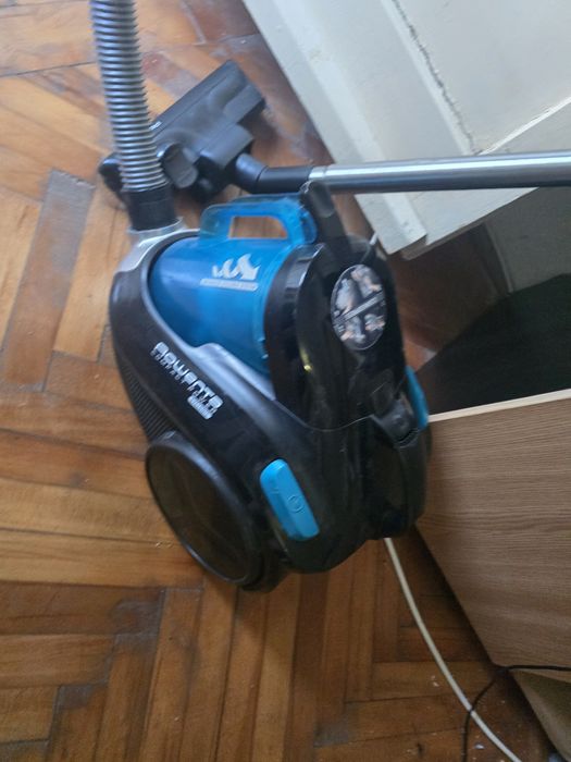 Aspirator Rowenta Constanta
