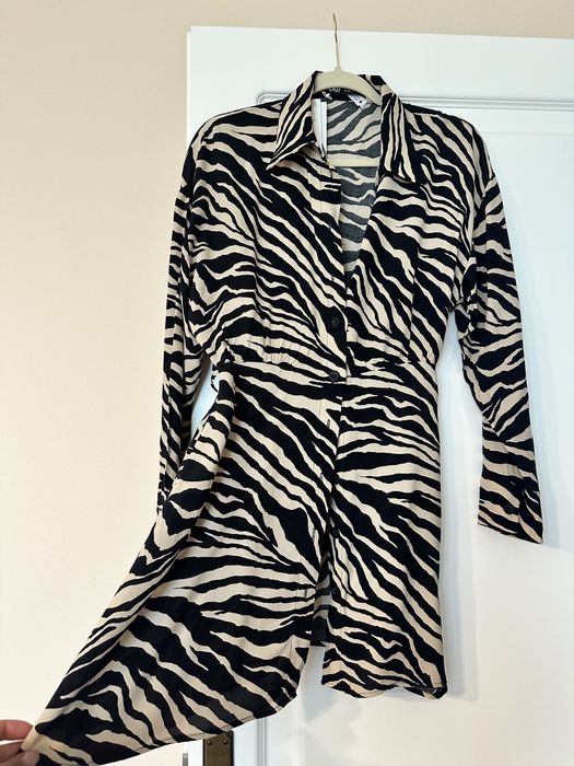 Rochie Zara XS noua cu ericheta