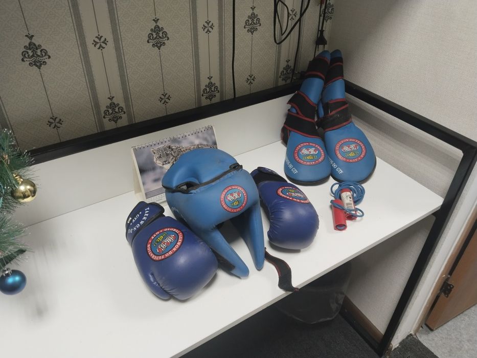 Продам форму для занятия тэйквандо