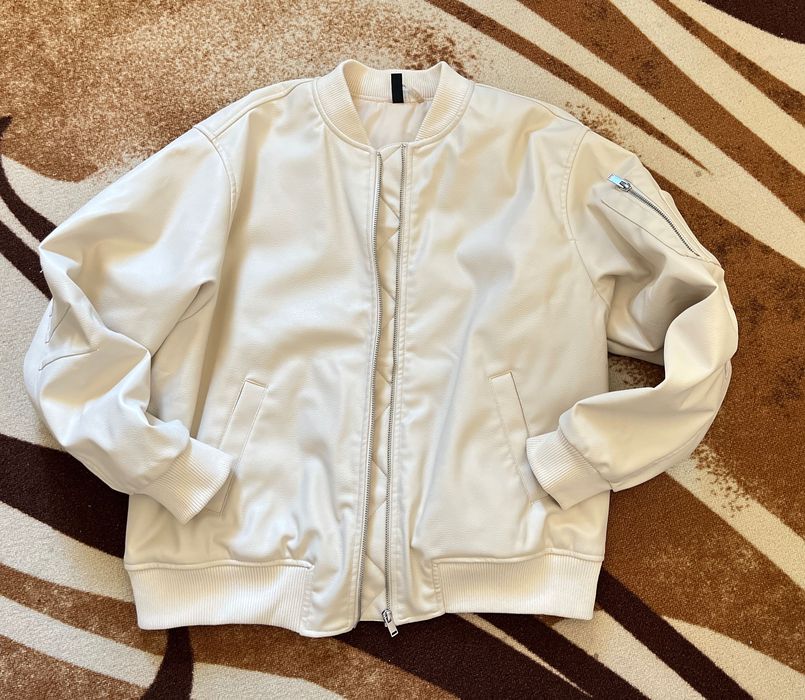 Кожено яке - бомбър