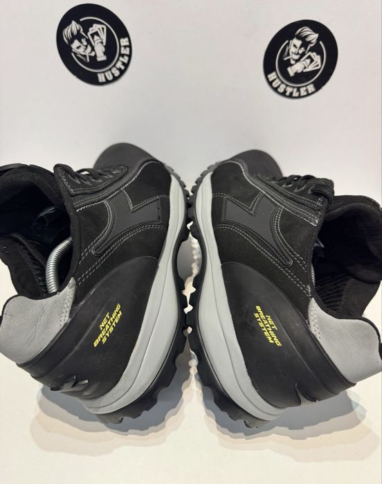 Мъжки обувки с метално бомбе DIADORA . Номер 45