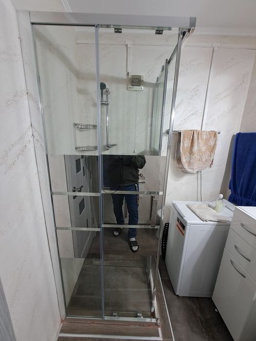 Vand Cabina de dus 80×80 cu usa culisanta