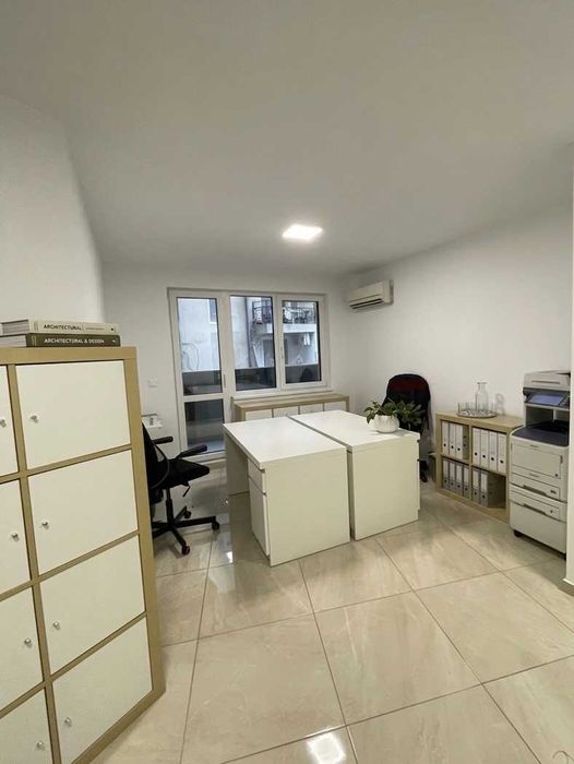 Дава се под наем Офис в Бургас, Център - 100 кв.м за 119.34 € - Снимка #4