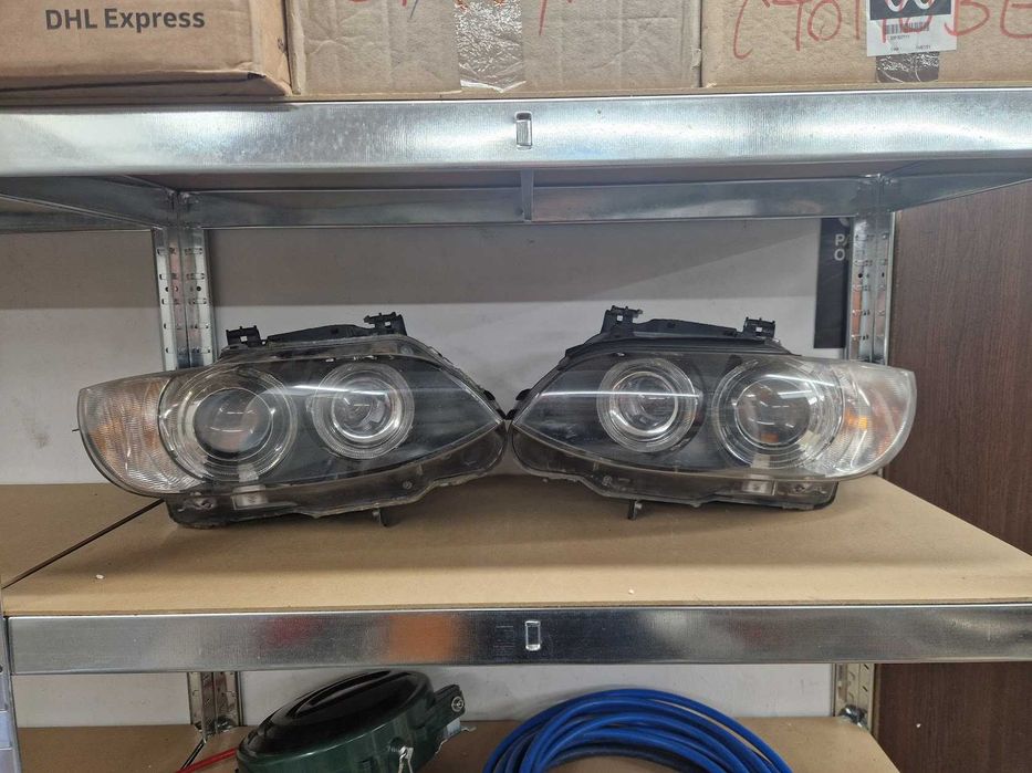 Комплект фарове Bi-Xenon за BMW E92 E93 оборудвани с баласти и крушки